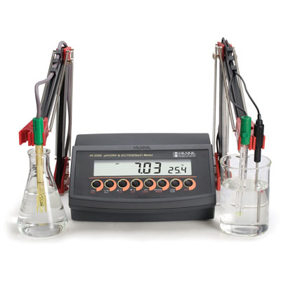 HI2550微電腦pH-EC-TDS-鹽度-°C多參數(shù)水質(zhì)測定儀